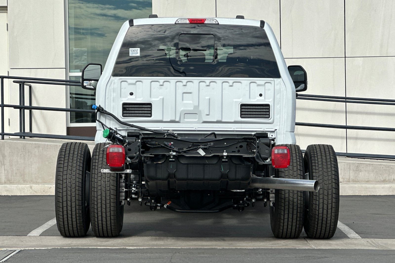 2026 Ford F-350 Super Duty Chassis Cab XL