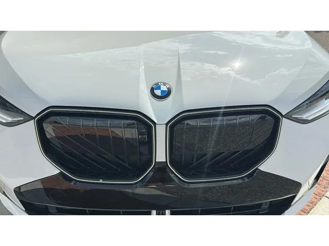 2026 BMW X3 30 - Photo 9