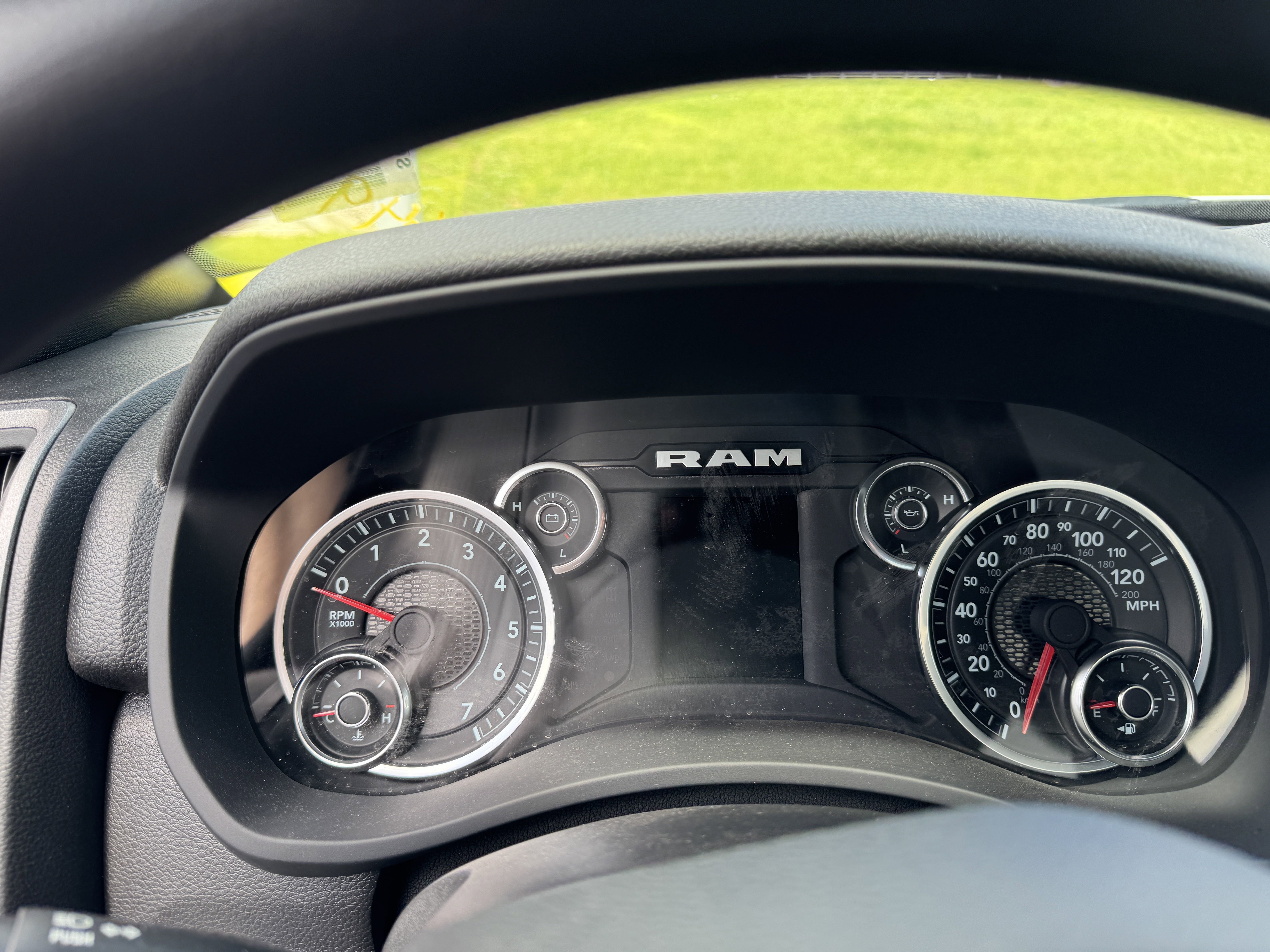 2024 RAM 2500 Tradesman - Photo 25