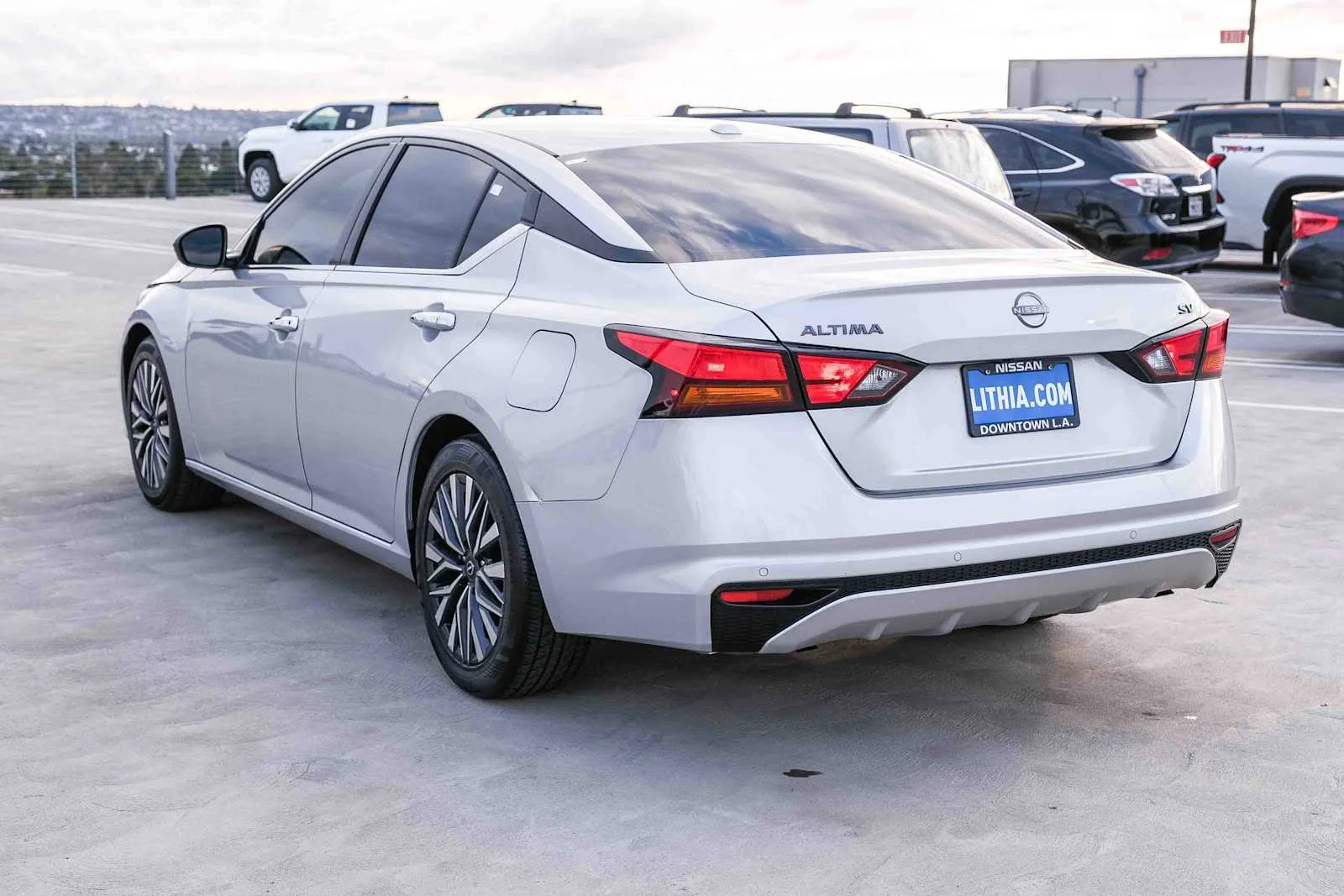2024 Nissan Altima SV - Photo 6