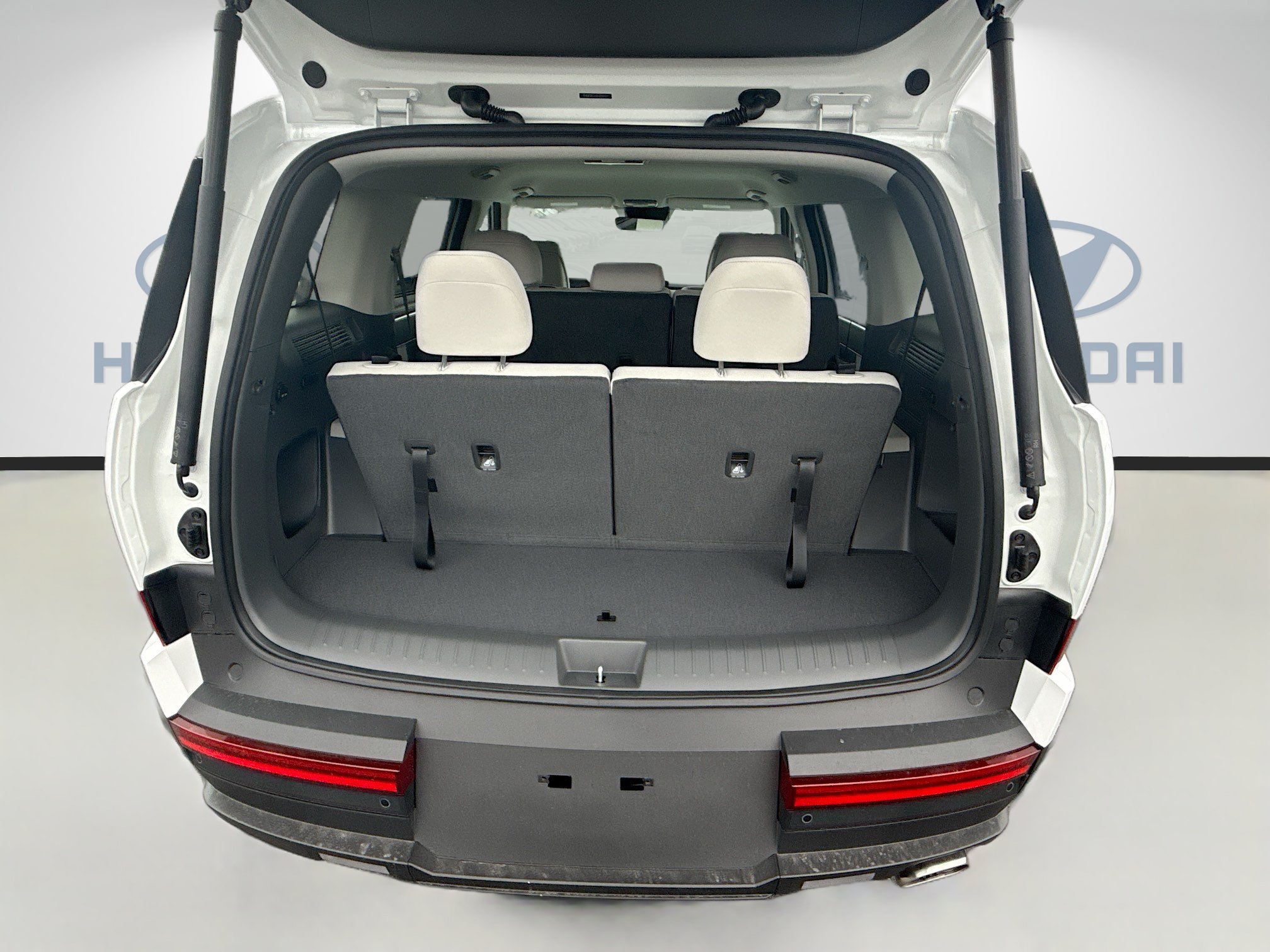 New 2026 Serenity White Hyundai SE FWD image 43