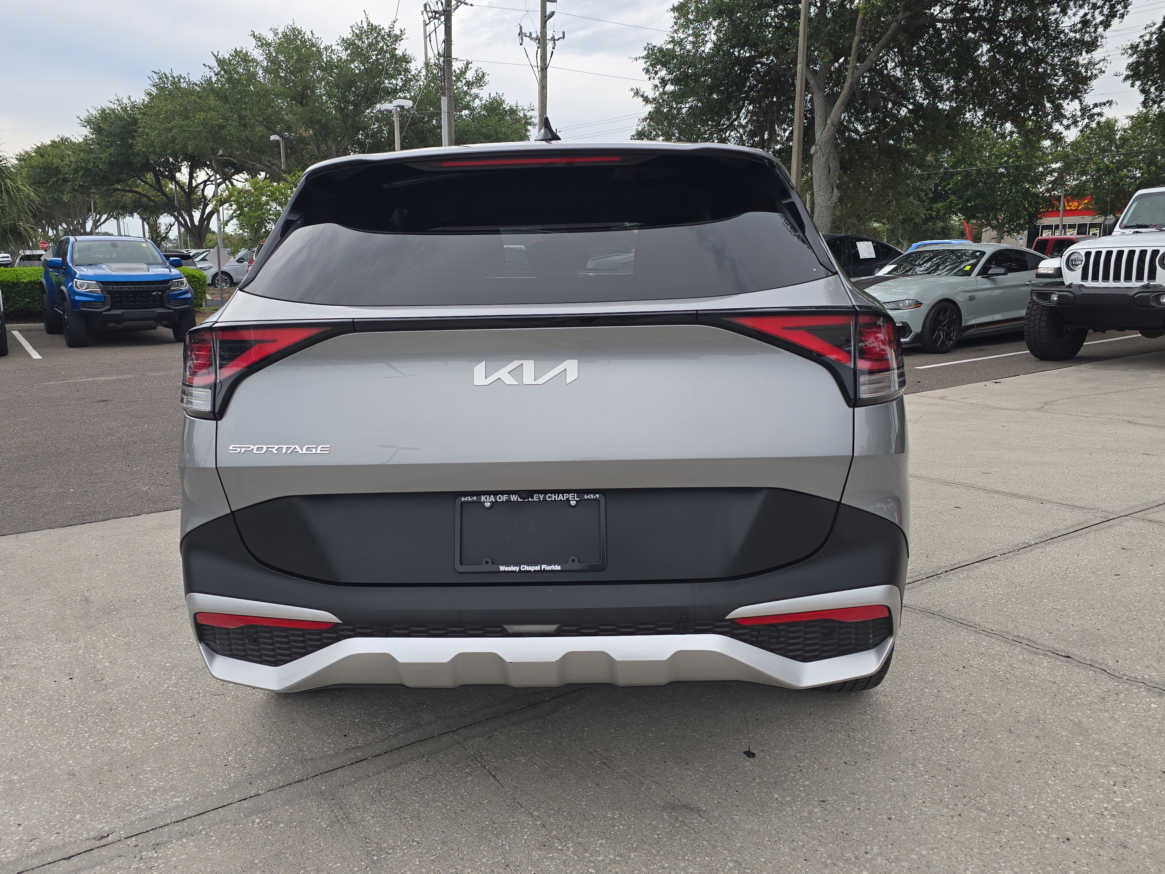 Certified Used 2024 Steel Gray Kia LX image 7