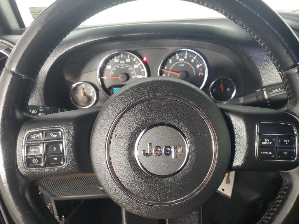 Used 2018 Gray Jeep Sport 4x4 image 20