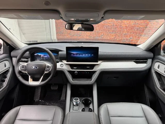 New 2026 Carbonized Gray Metallic Ford Active image 13
