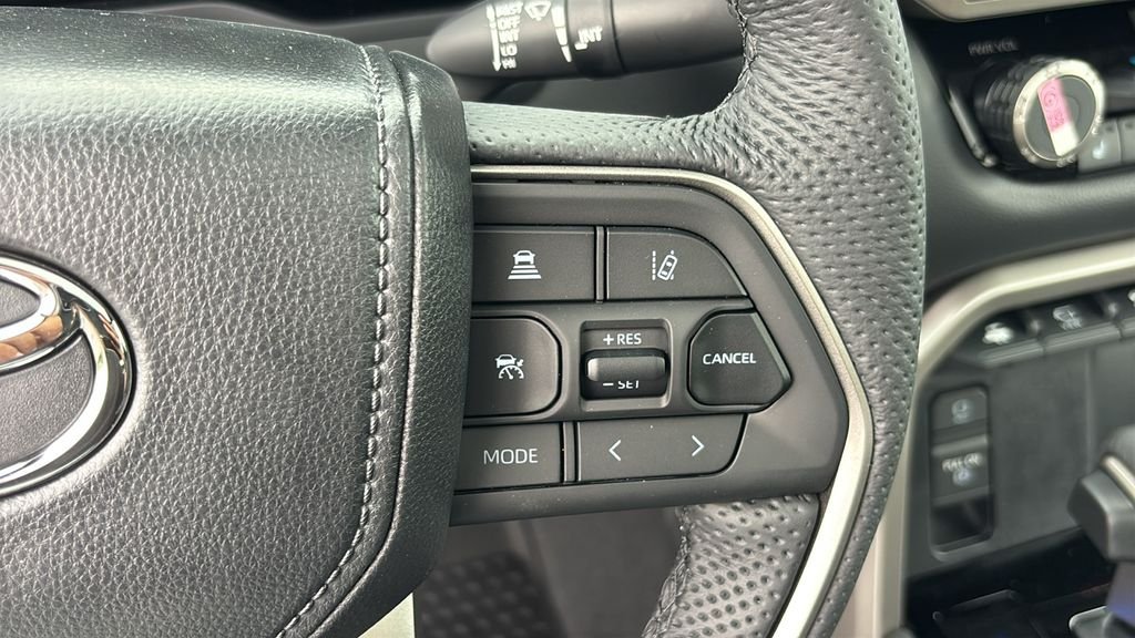 2026 Toyota Tundra Limited - Photo 20