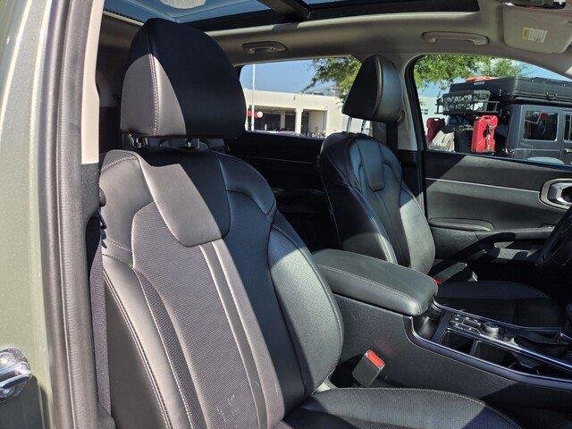 Used 2025 Jungle Green Kia X-Line EX image 31