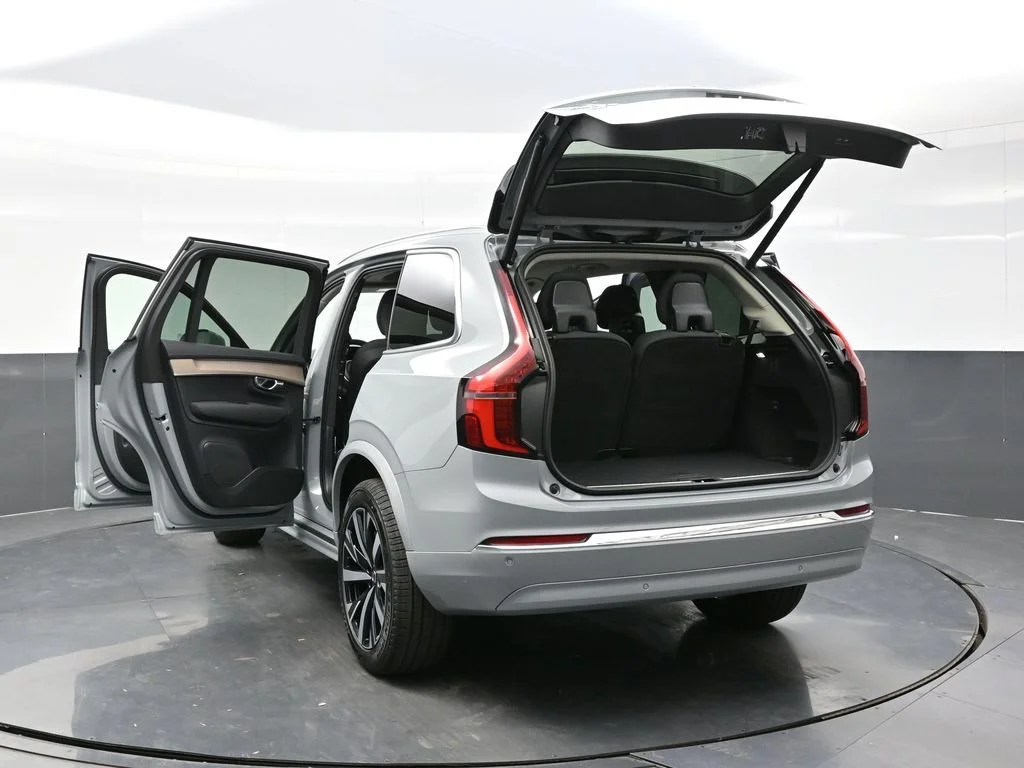 New 2026 Vapour Grey Volvo Core image 58