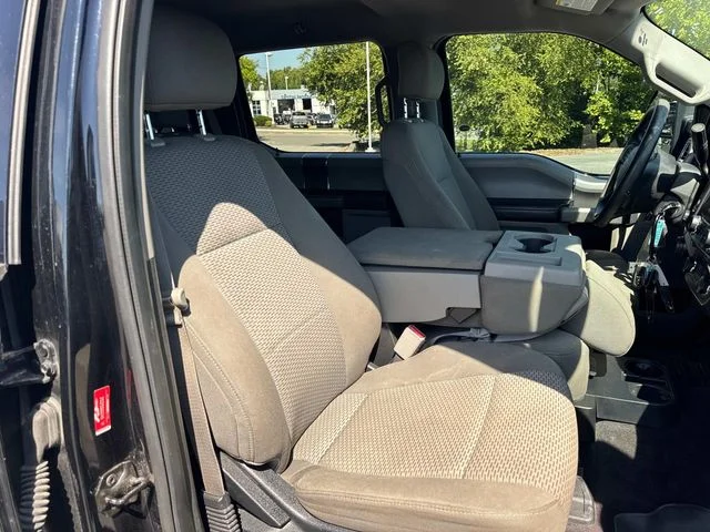 Used 2017 Black Ford XLT image 20