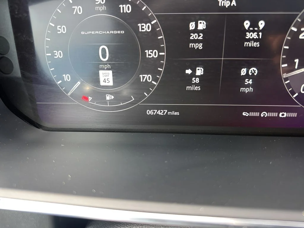 Used 2018 Silver Land Rover Supercharged image 27