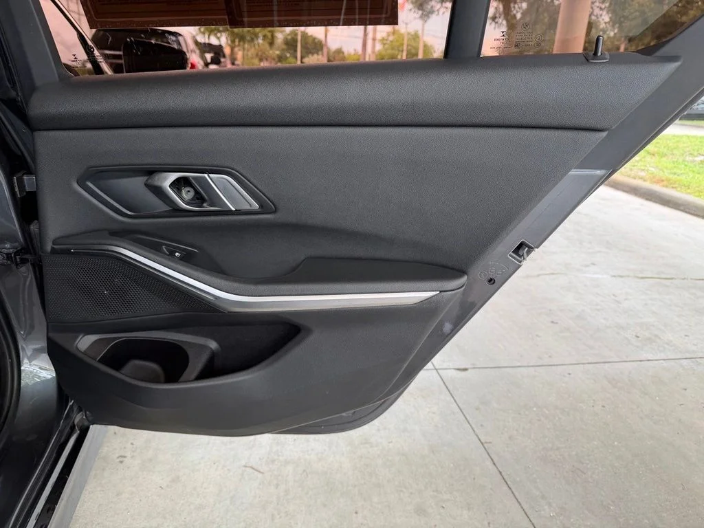 Used 2021 Gray BMW 330i image 32