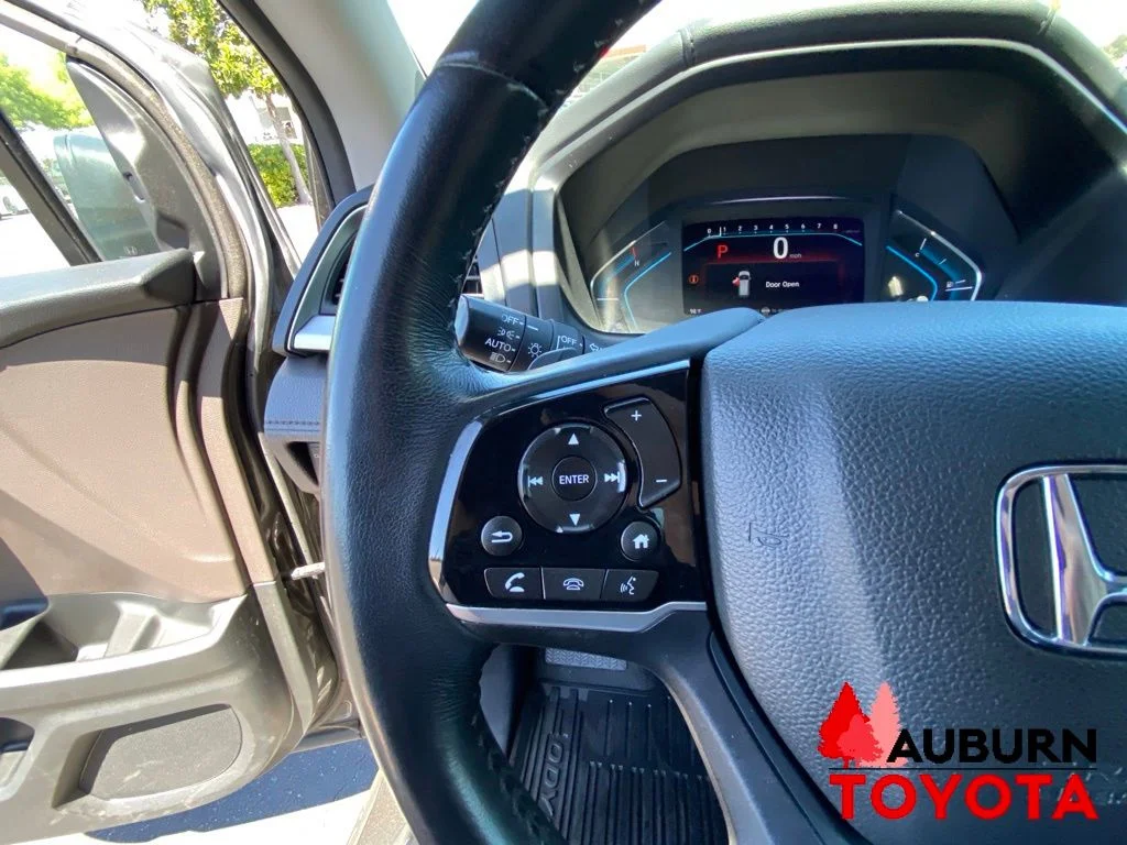 Used 2019 Modern Steel Metallic Honda EX-L image 38