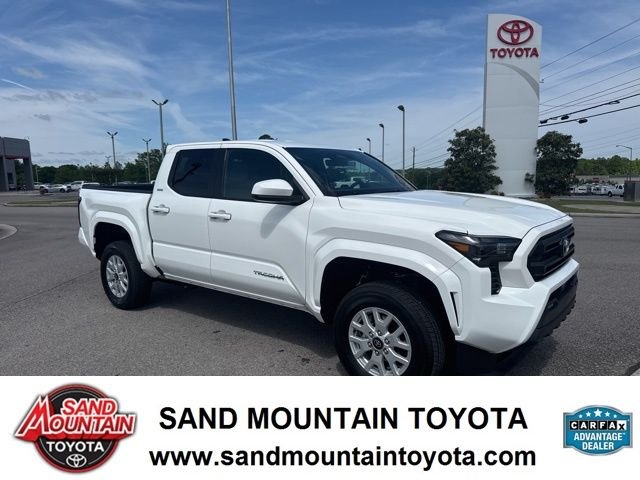 Used 2026 White Toyota SR5 image 1
