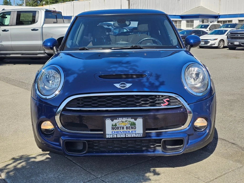 Used 2015 MINI Cooper S with VIN WMWXP7C51F2A34388 for sale in North Bend, WA