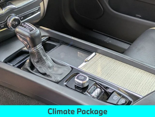 2021 Volvo XC60 Inscription - Photo 21