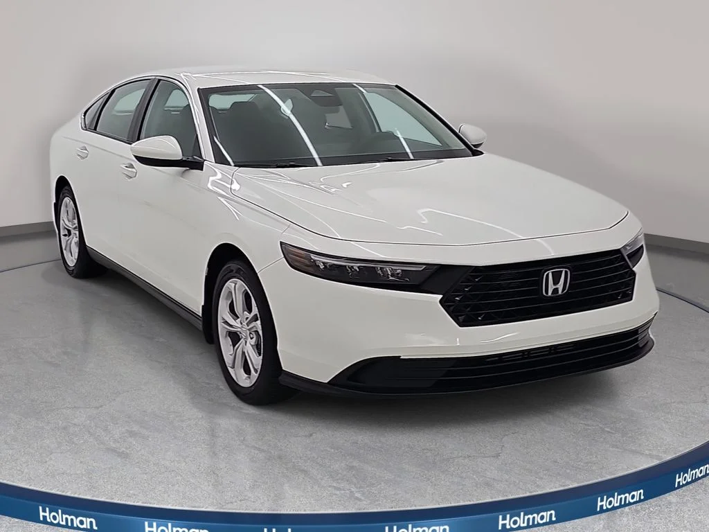 New 2026 Platinum White Pearl Honda LX image 3