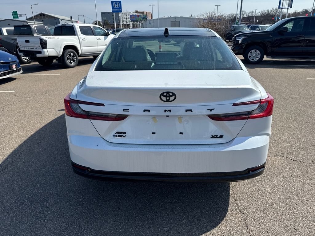 View vehicle photo 6