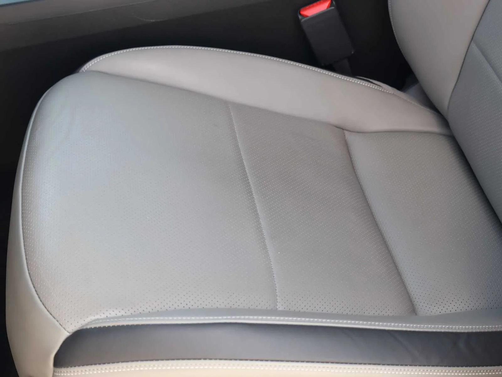 Certified Used 2024 Radiant White INFINITI SENSORY image 21