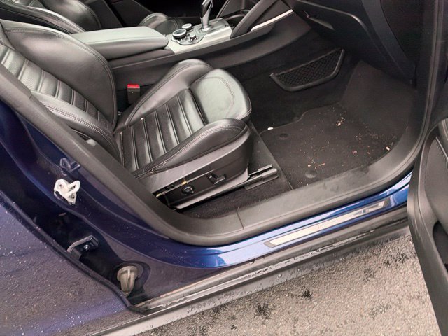 Used 2019 Montecarlo Blue Metallic Alfa Romeo Ti Sport image 9