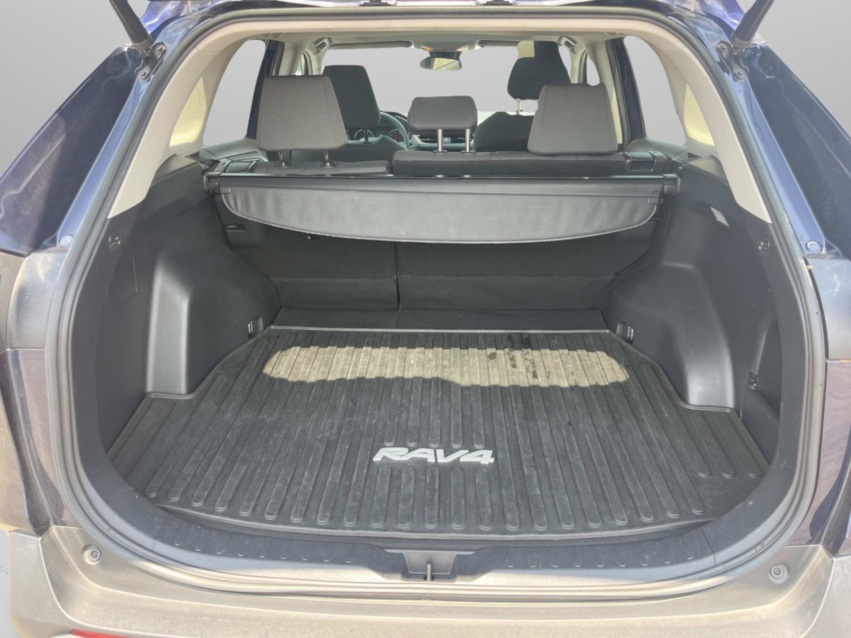 Used 2020 Blueprint Toyota XLE image 19