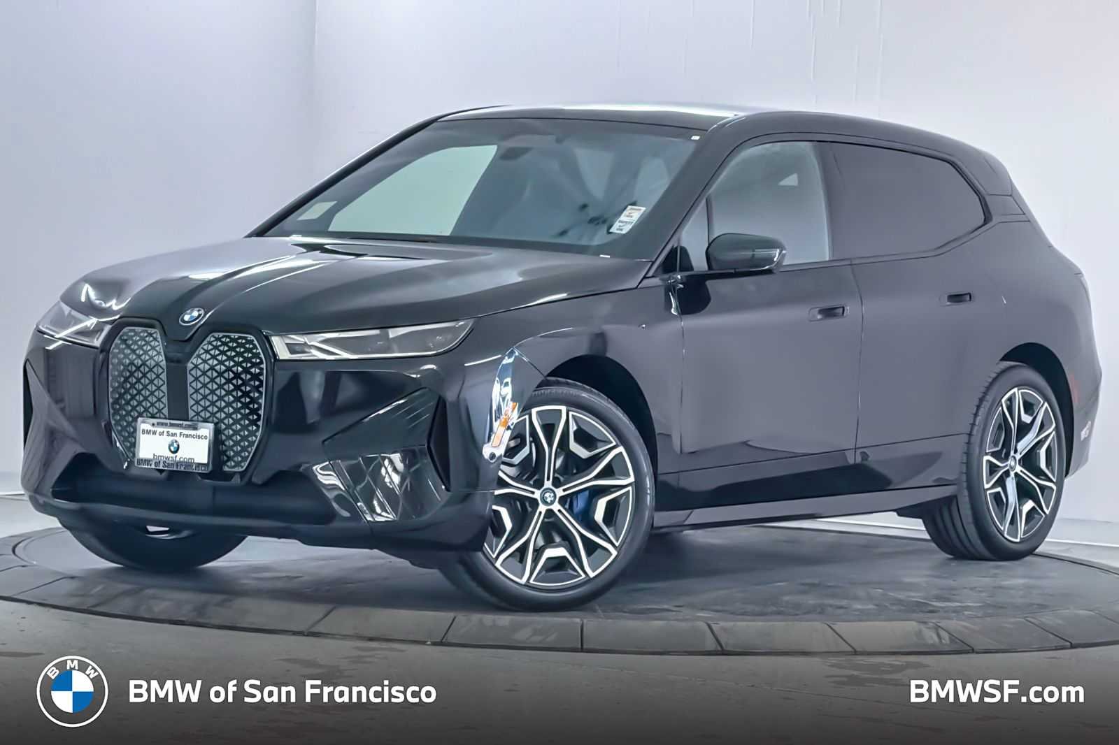 2024 BMW iX xDrive50's photo