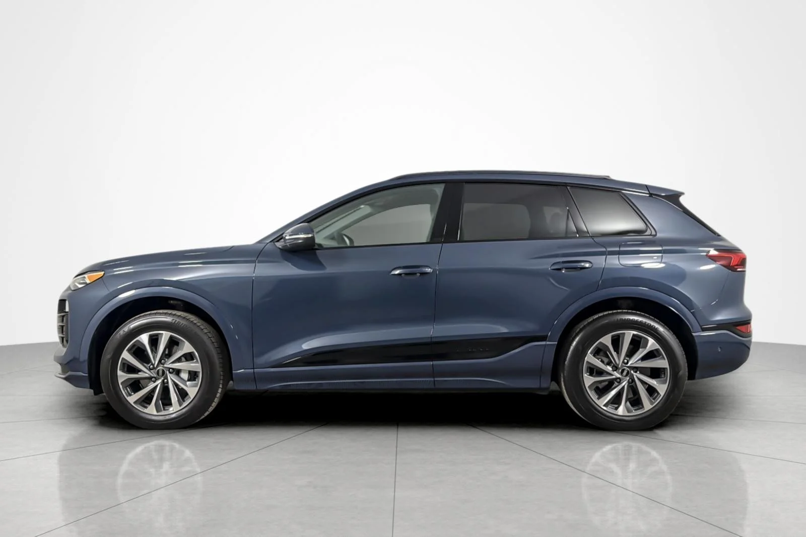 Used 2025 Plasma Blue Metallic Audi Premium quattro image 2