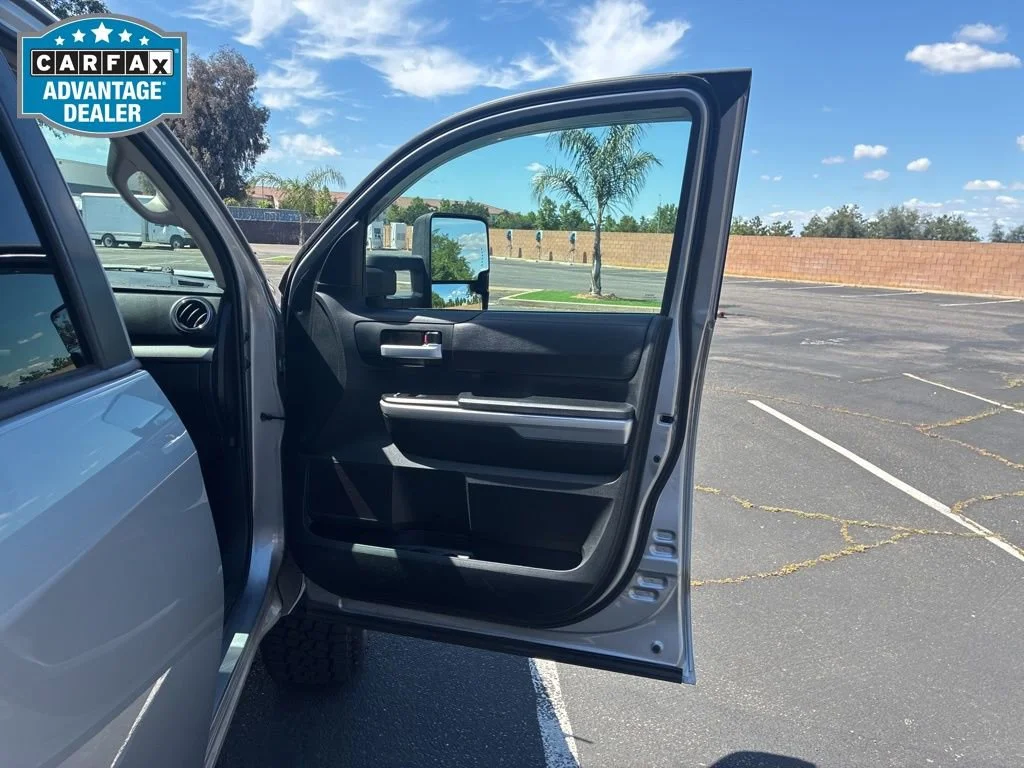 Used 2017 Silver Sky Meta Toyota SR5 image 25