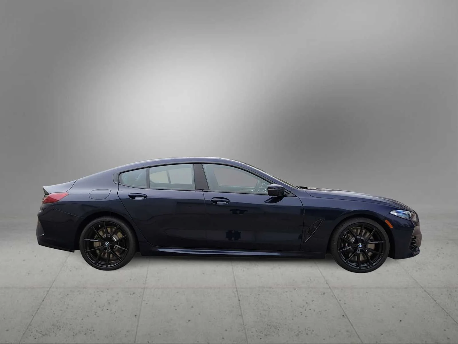 2026 BMW 8 Series 840i - Photo 9