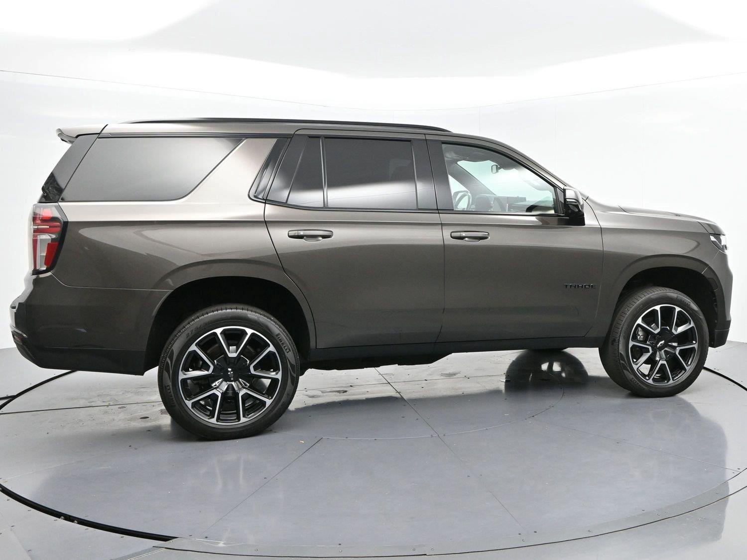 Used 2021 Charcoal Chevrolet RST image 8