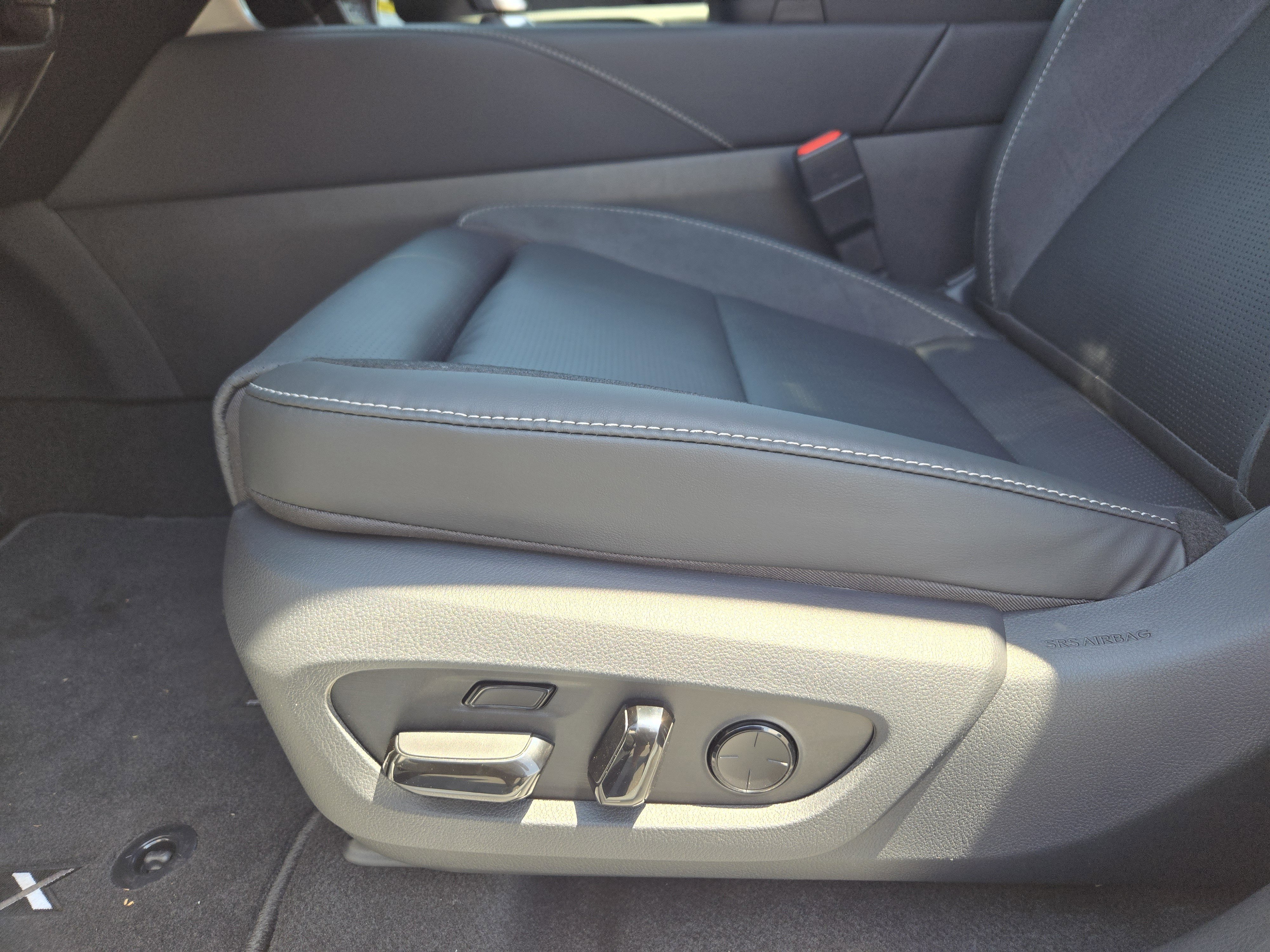 New 2026 Iridium Lexus LUXURY image 17