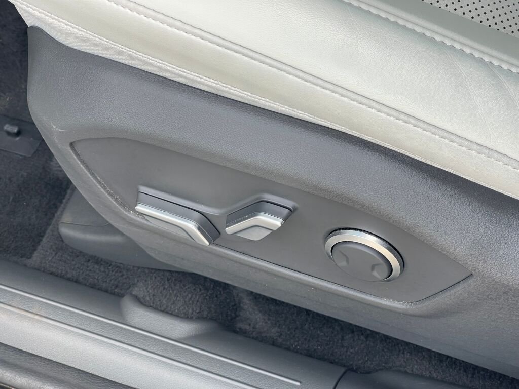 Certified Used 2026 Shimmering Silver Hyundai SEL image 7
