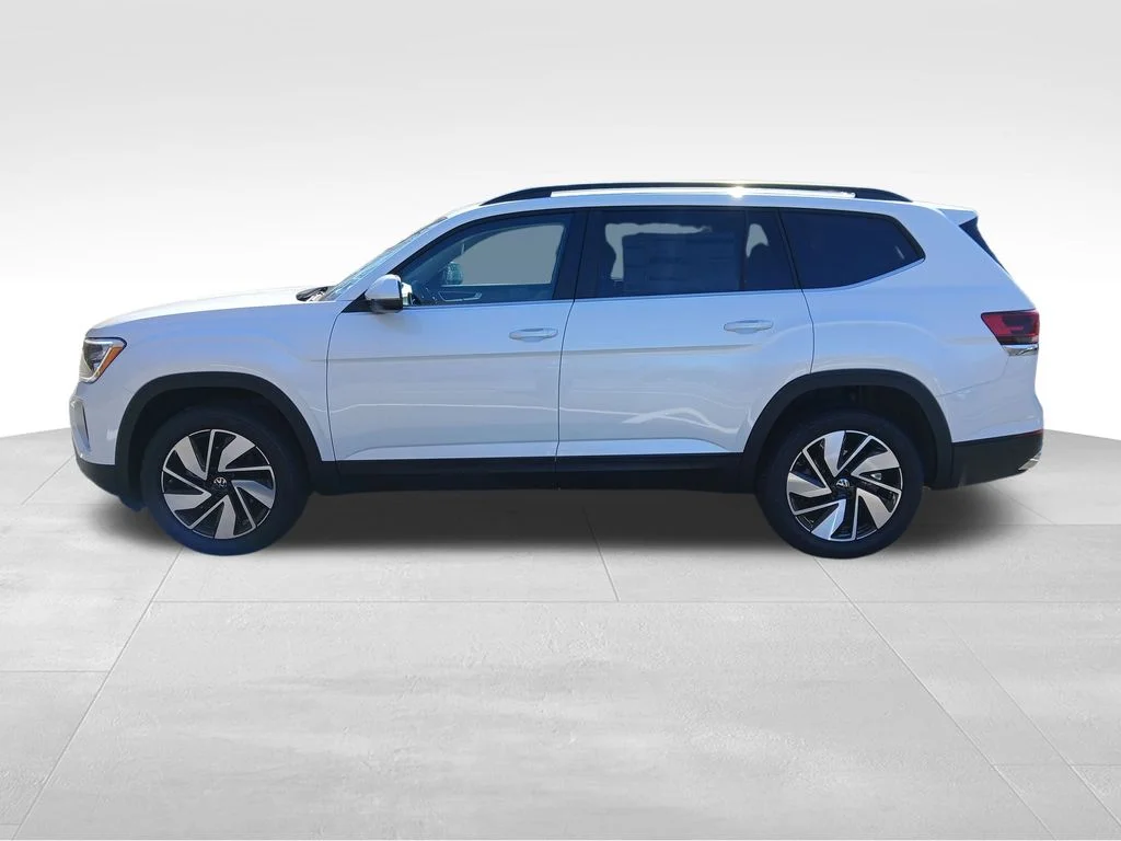 New 2026 White Volkswagen SE w/Technology image 2