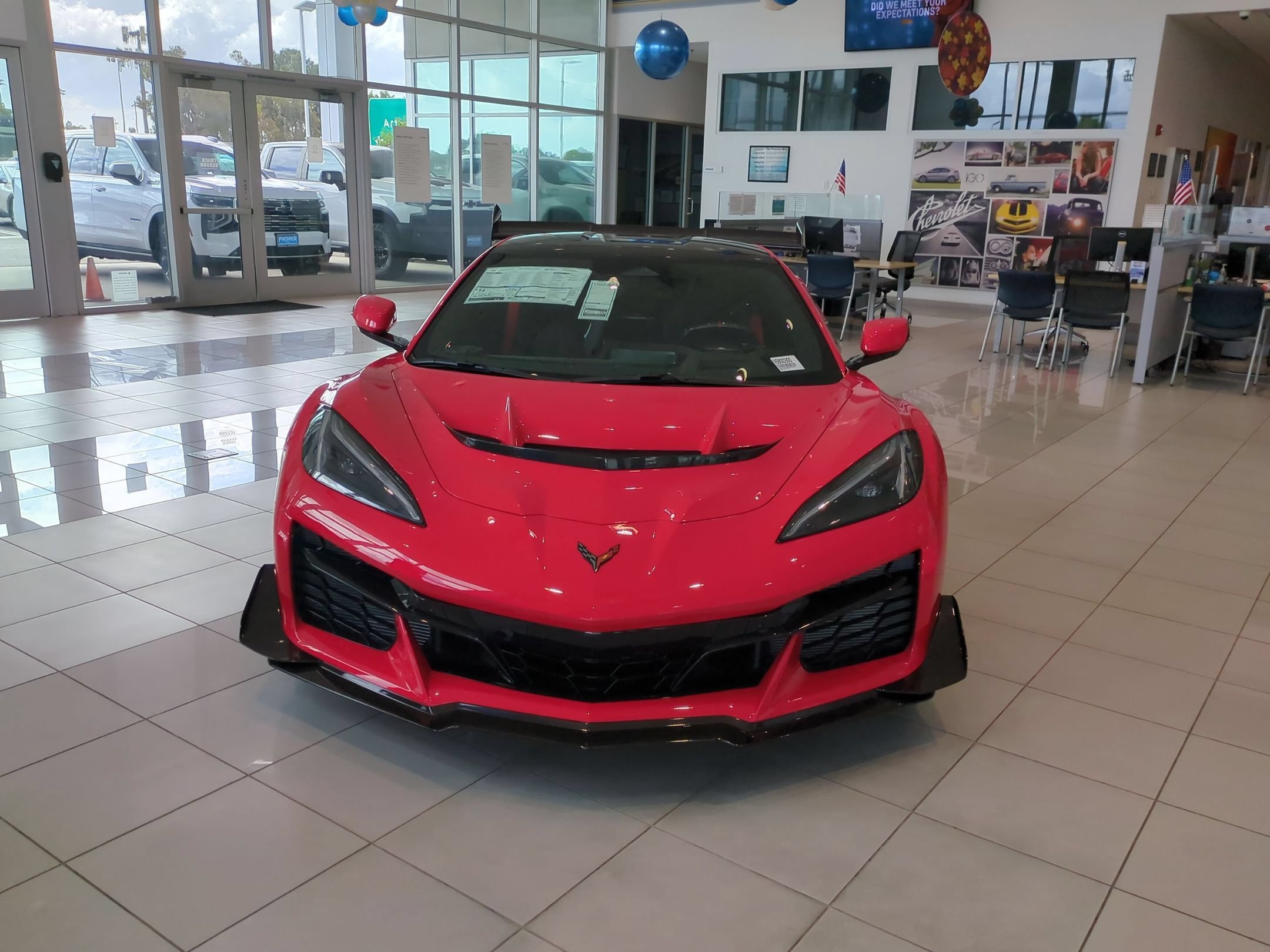 2027 Chevrolet Corvette 3LZ - Photo 8