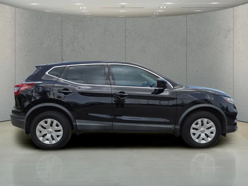 Used 2020 Magnetic Black Pearl Nissan S image 2