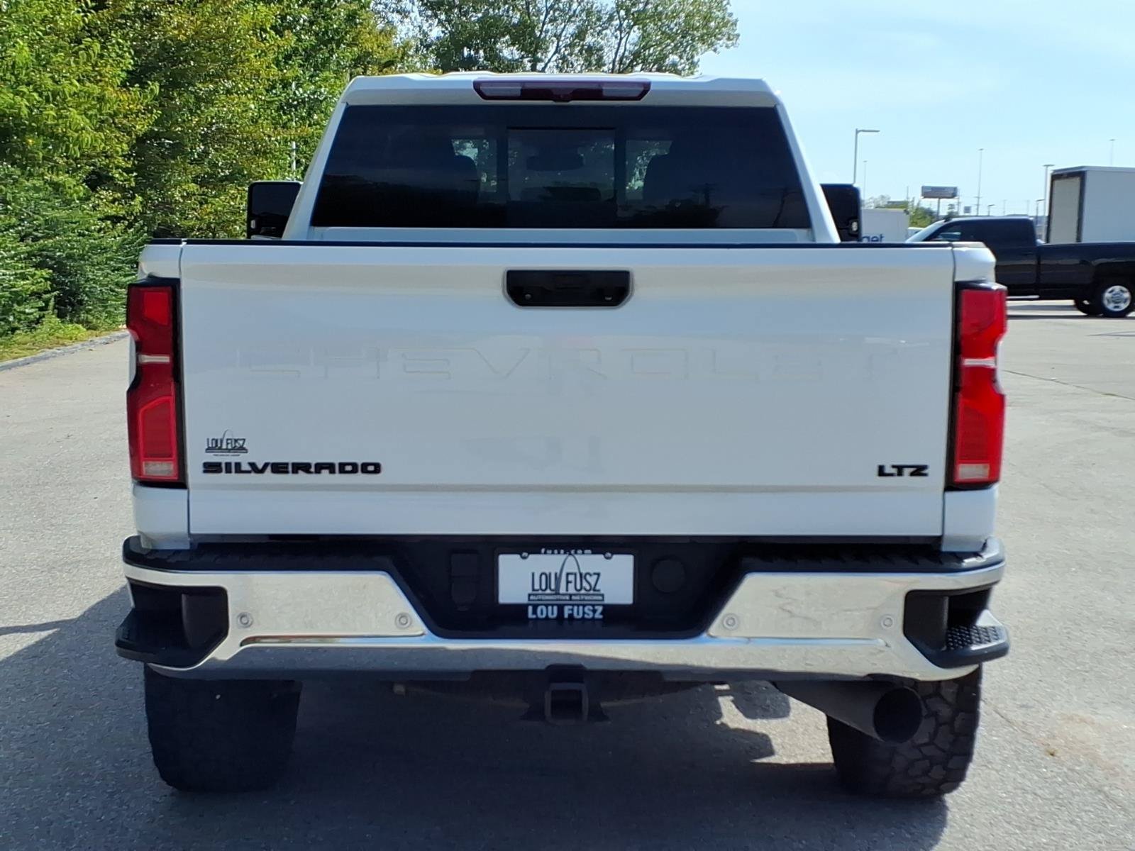 Used 2024 Summit White Chevrolet LTZ image 26