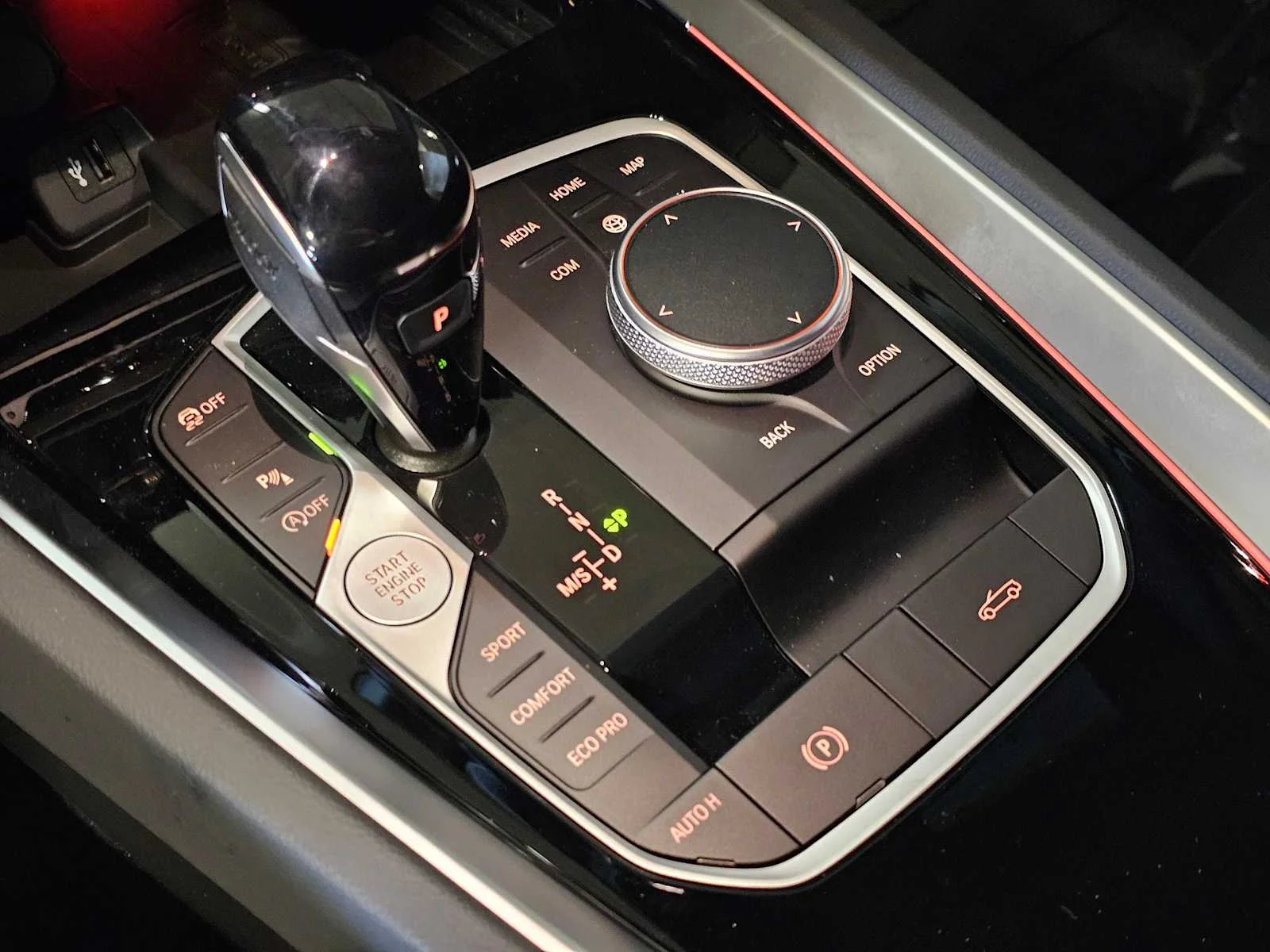 New 2026 Black Sapphire Metallic BMW sDrive30i image 20