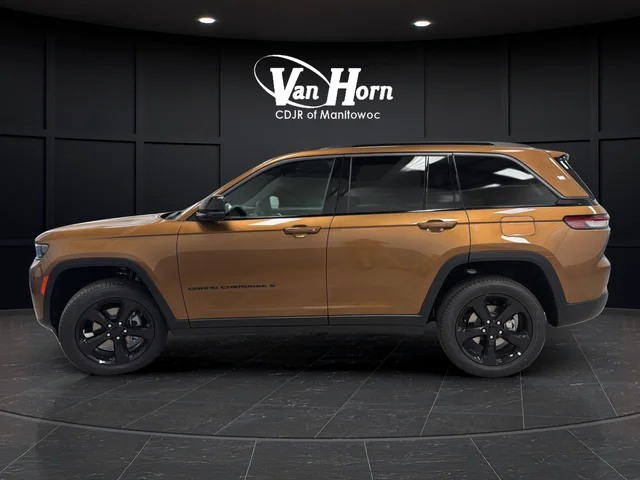 New 2026 Copper Shino Metallic Clear-Coat Exterior Paint Jeep Limited image 4