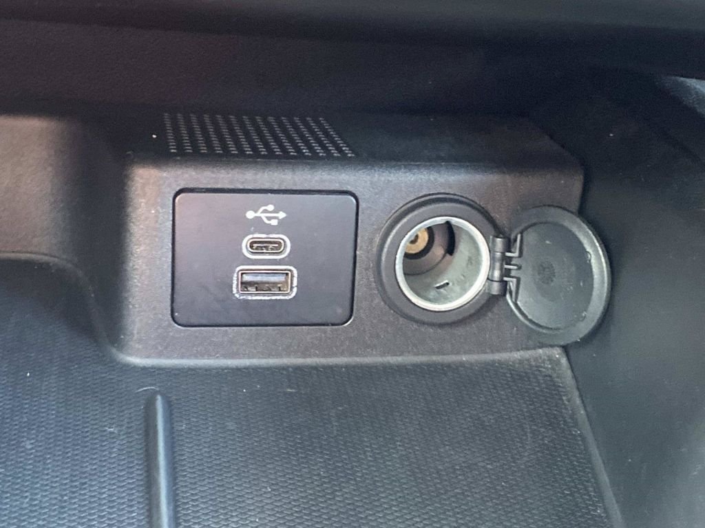 Certified Used 2024 Vapor Blue Metallic Ford Active image 30