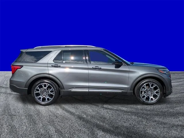 Certified Used 2025 Gray Metallic Ford Platinum image 3