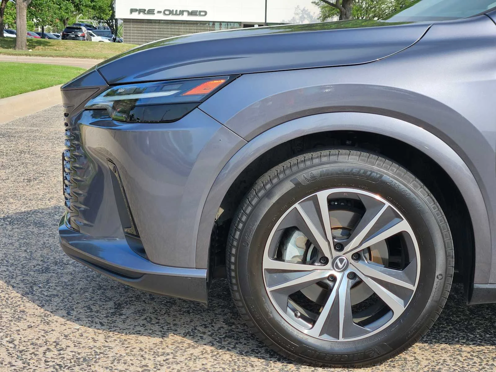 Certified Used 2023 NEBULA GRAY PEARL Lexus Premium Plus image 5