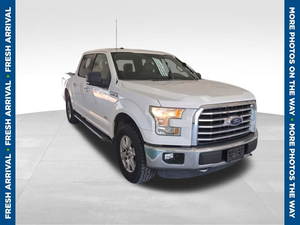 Used 2016 White Ford XLT image 1
