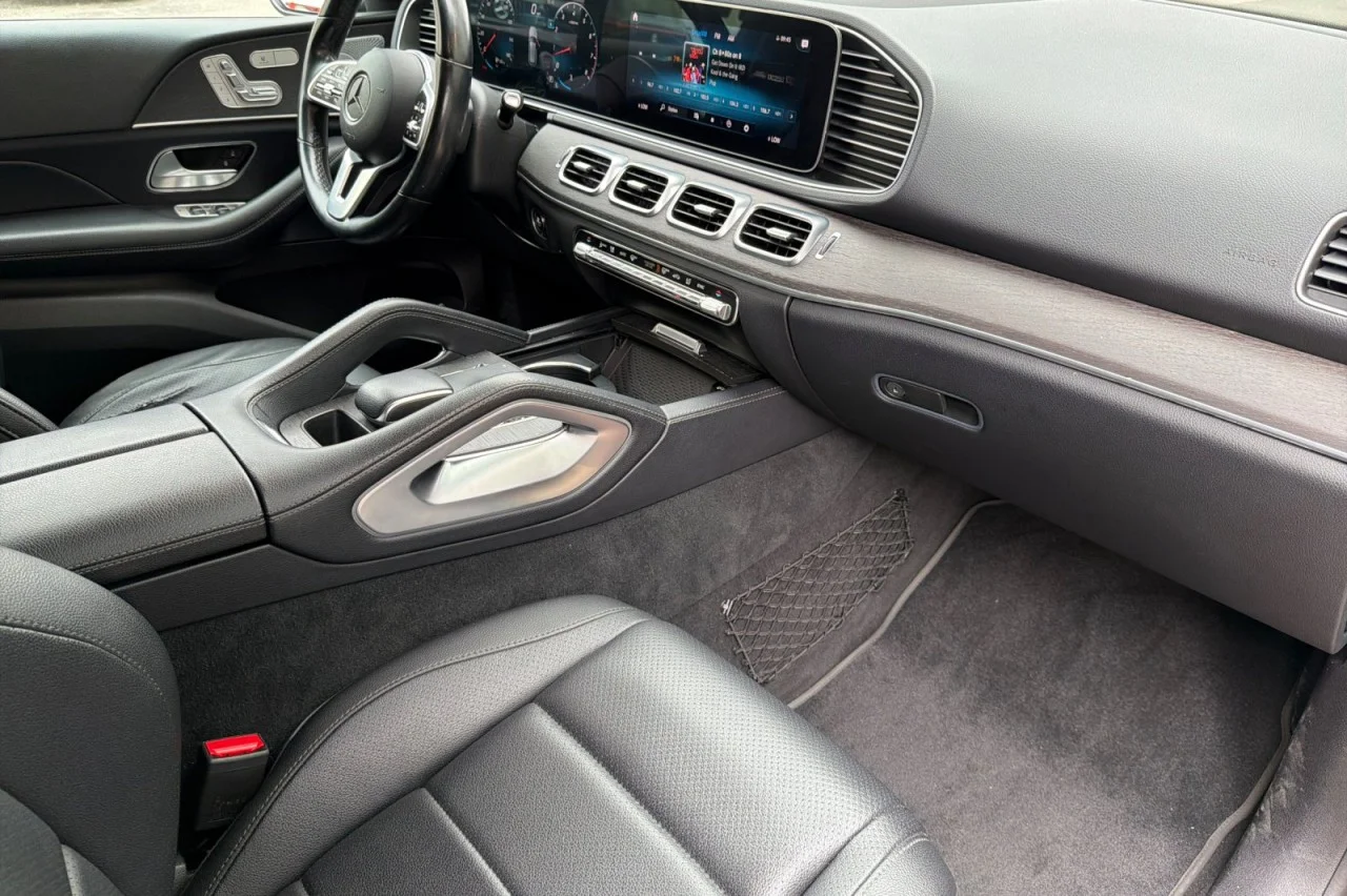 Used 2020 Black Mercedes-Benz GLE 350 image 15
