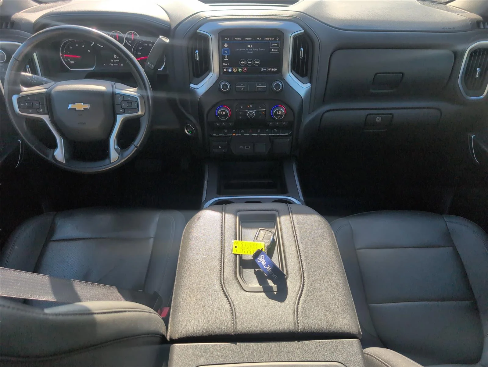 Used 2022 Summit White Chevrolet LTZ image 29