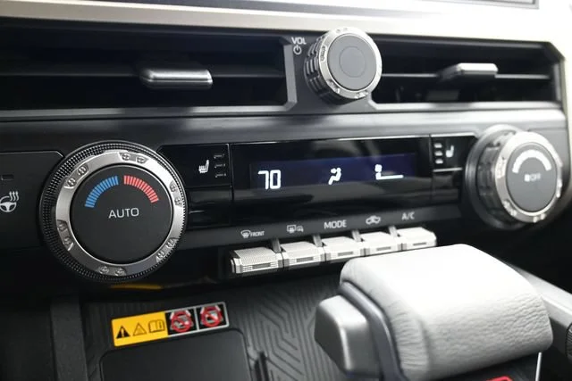 Used 2025 Underground Toyota SR5 image 18