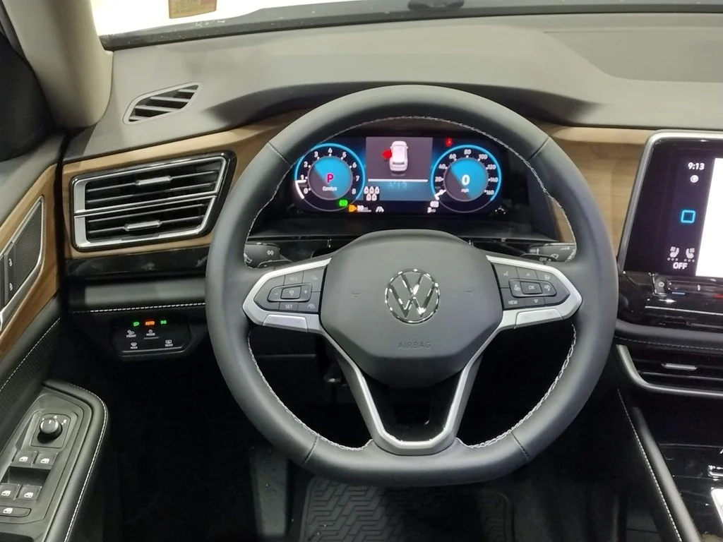 New 2026 White Volkswagen SE w/Technology image 37