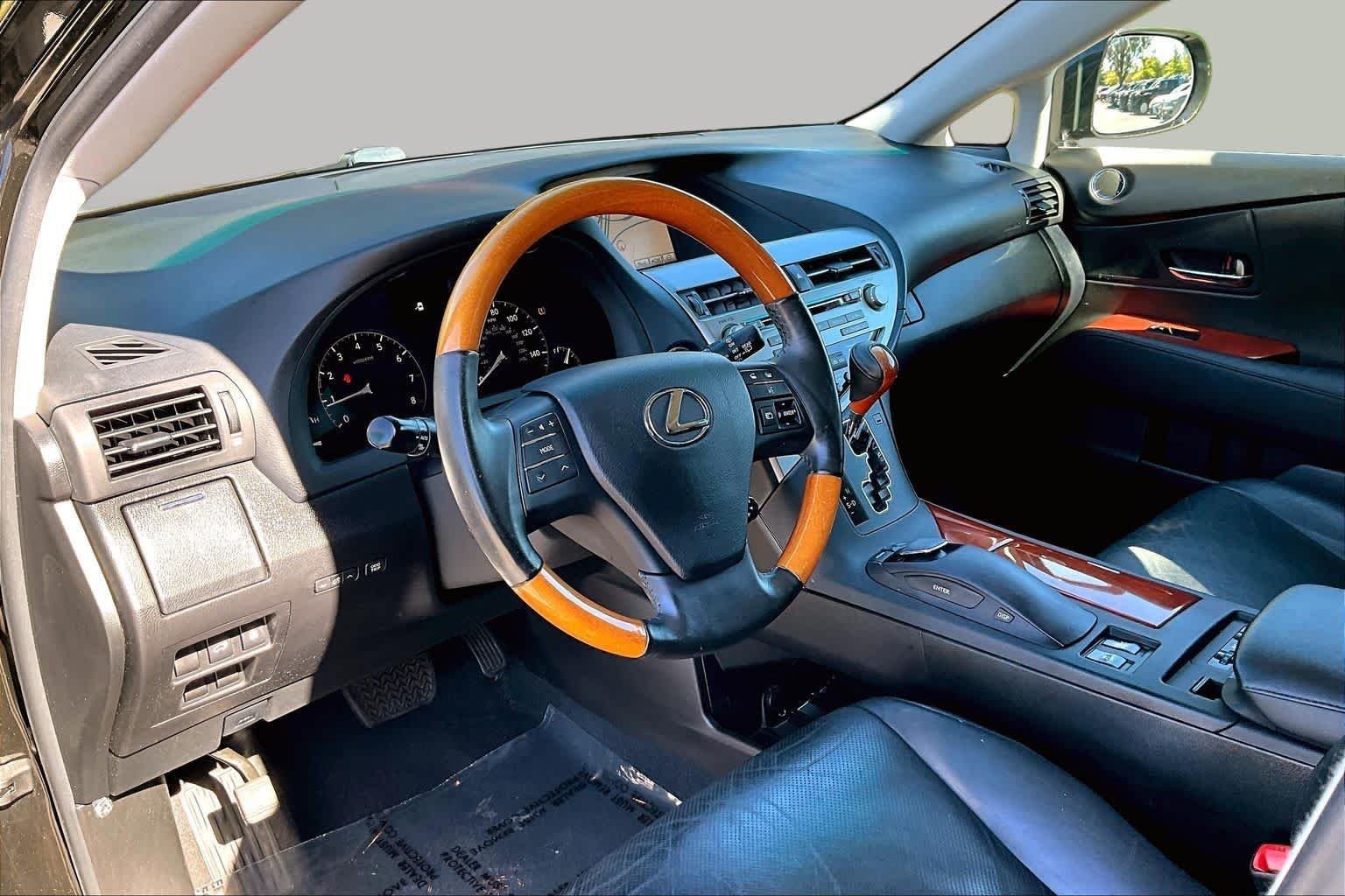 Used 2012 Stargazer Black Lexus  image 18