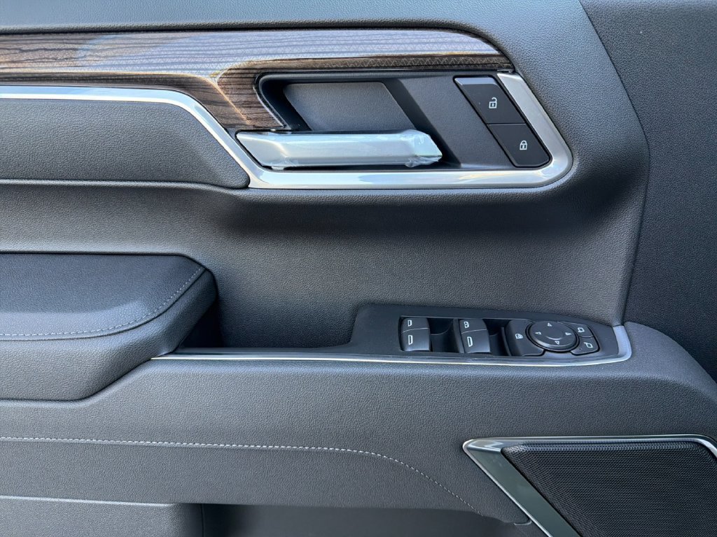 2026 Chevrolet Silverado 1500 RST - Photo 10