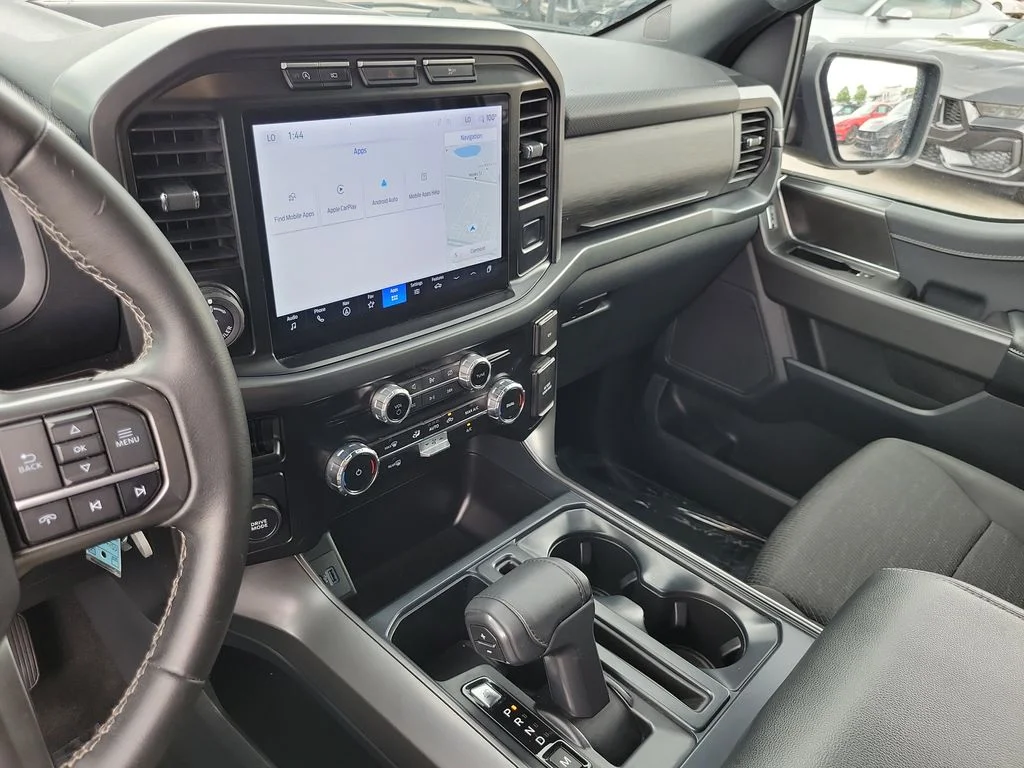 Used 2024 Black Ford XLT image 21