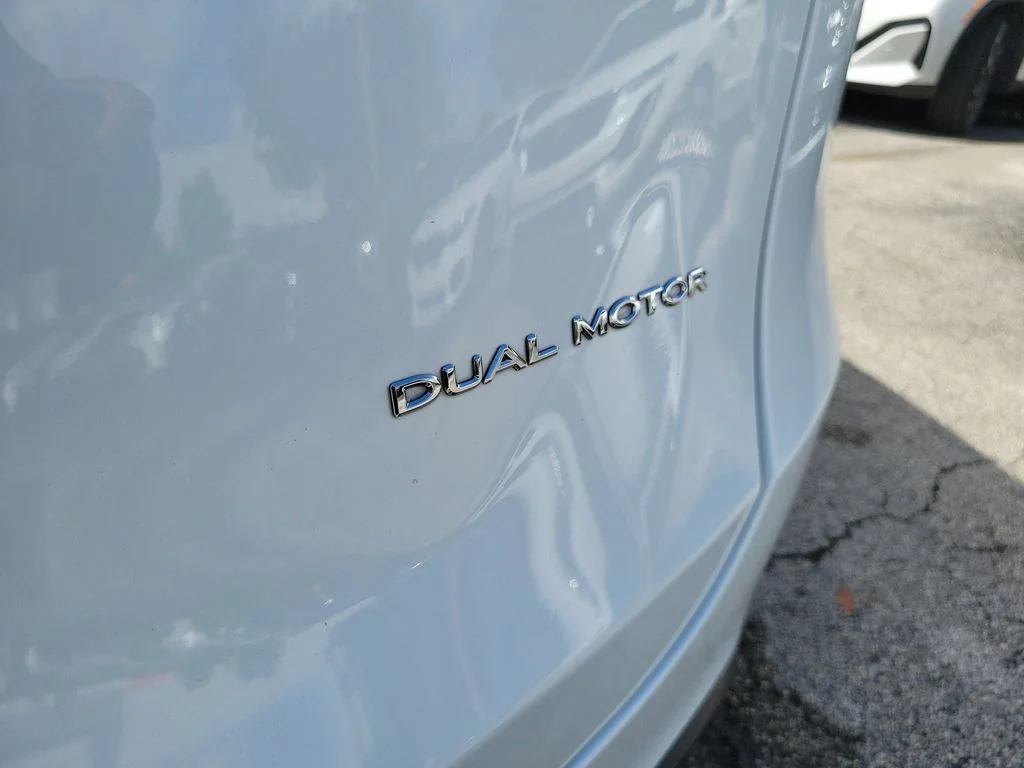 Used 2024 White Tesla Long Range image 9
