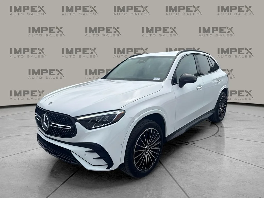 Used 2024 White Mercedes-Benz GLC 300 image 1