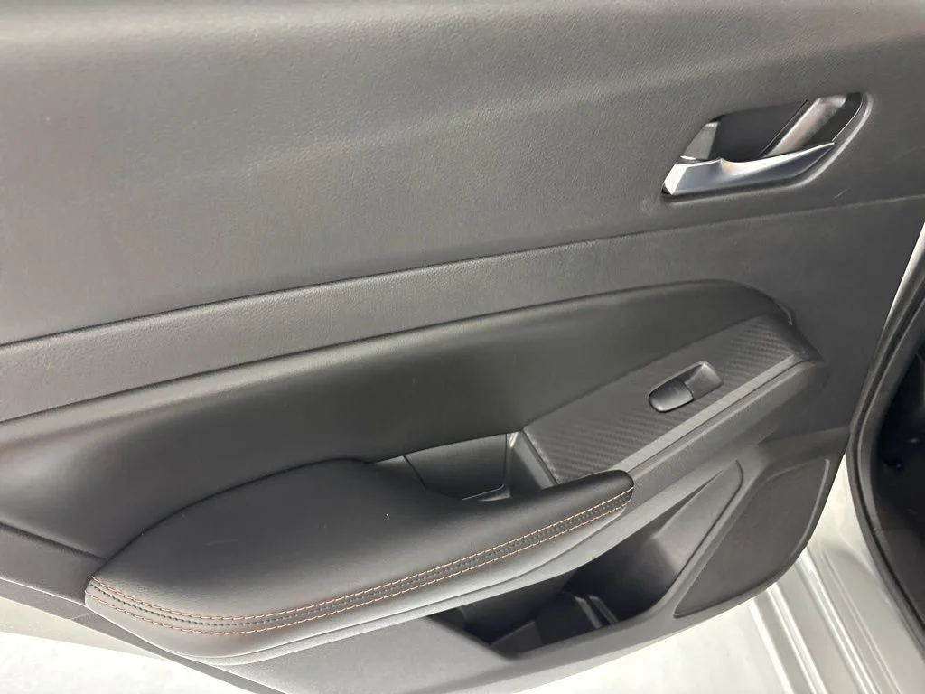Used 2021 Silver Nissan 2.5 SR image 20